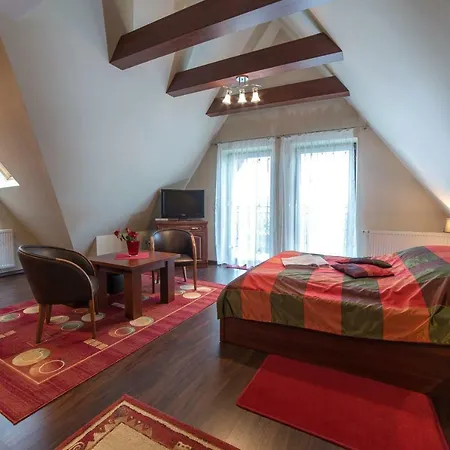 Apartment Janowka *